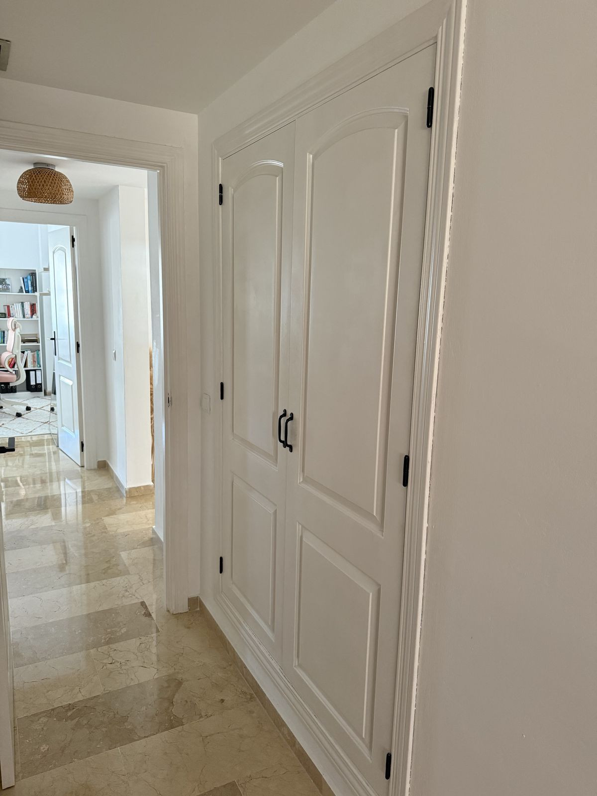 Middle Floor Apartment bilde 11
