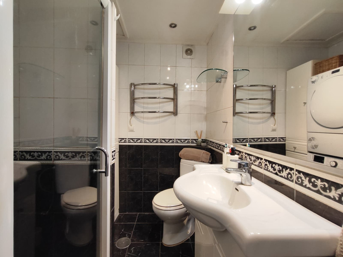 Middle Floor Apartment bilde 32