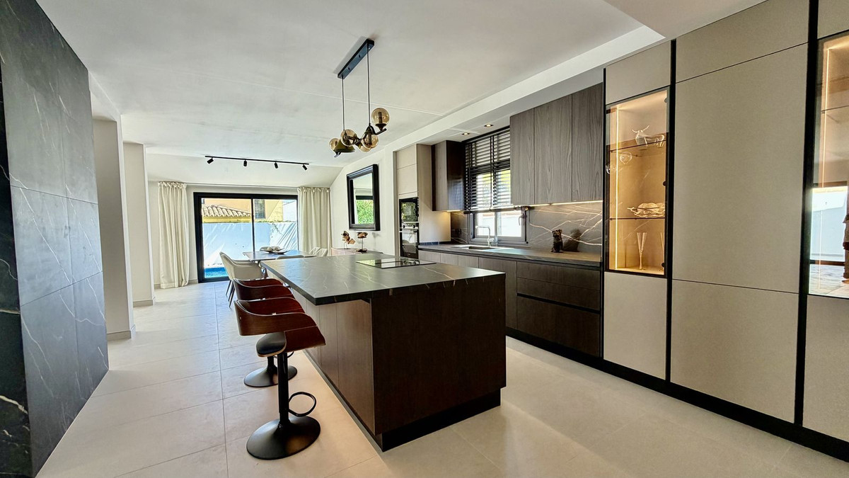 Detached Villa bilde 7