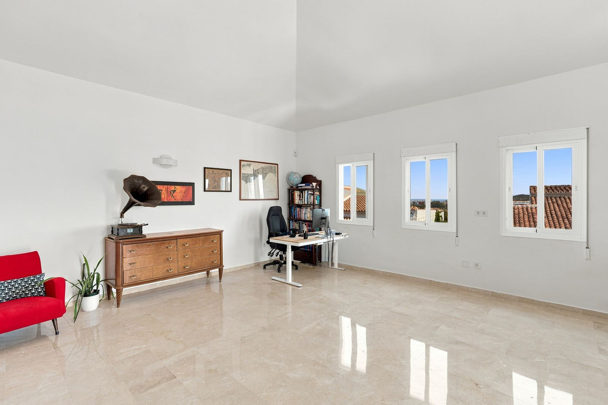 Detached Villa bilde 32