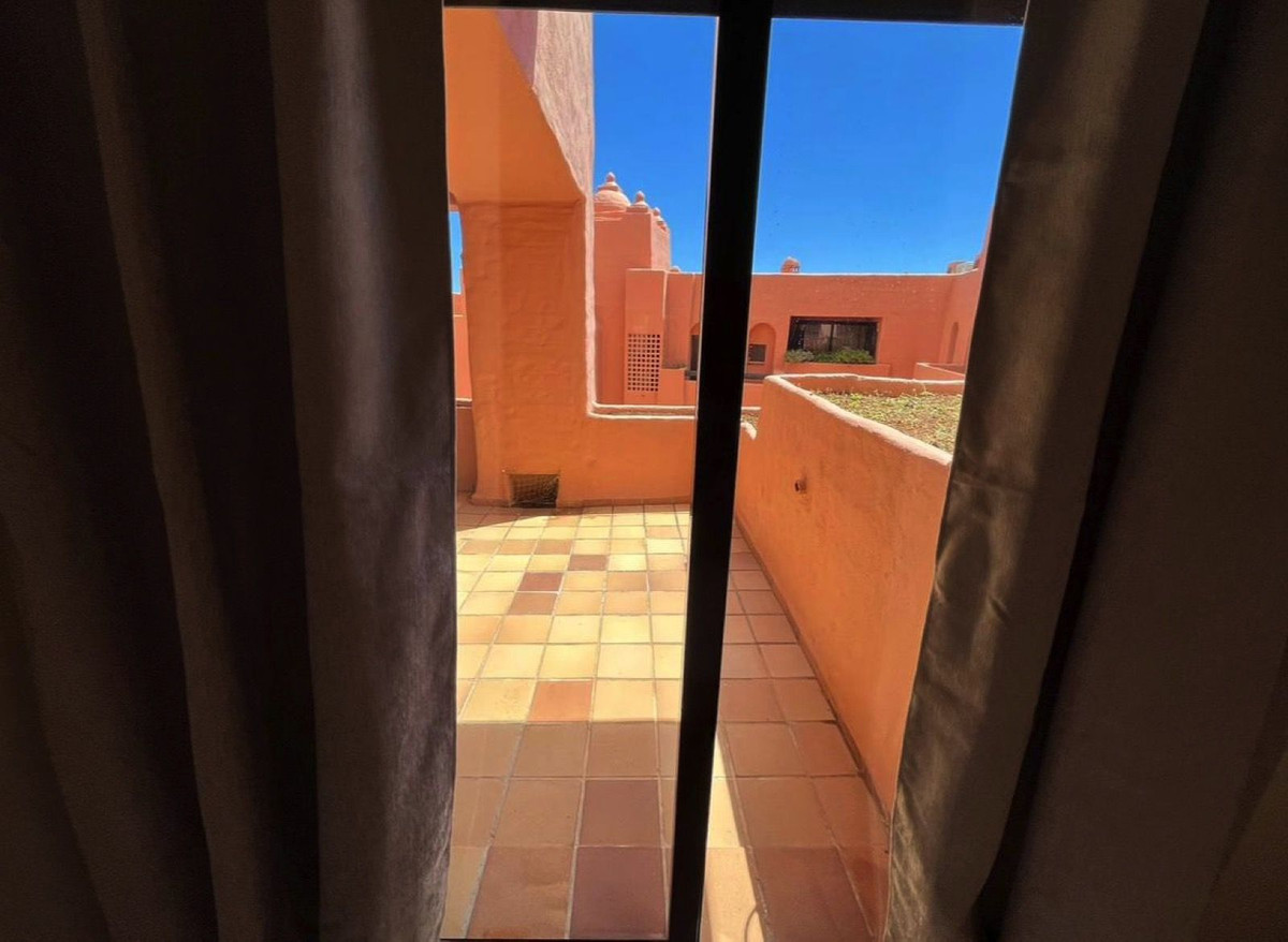 Middle Floor Apartment bilde 11