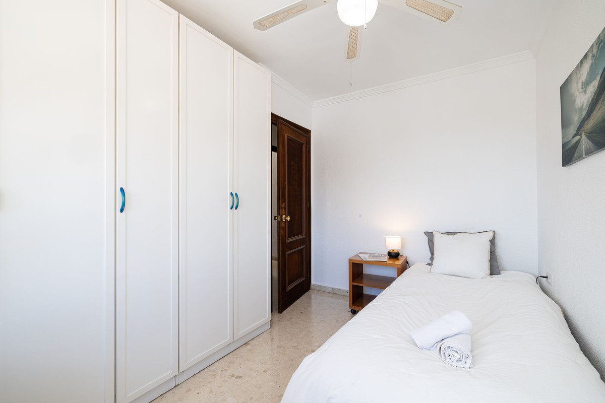 Middle Floor Apartment bilde 18