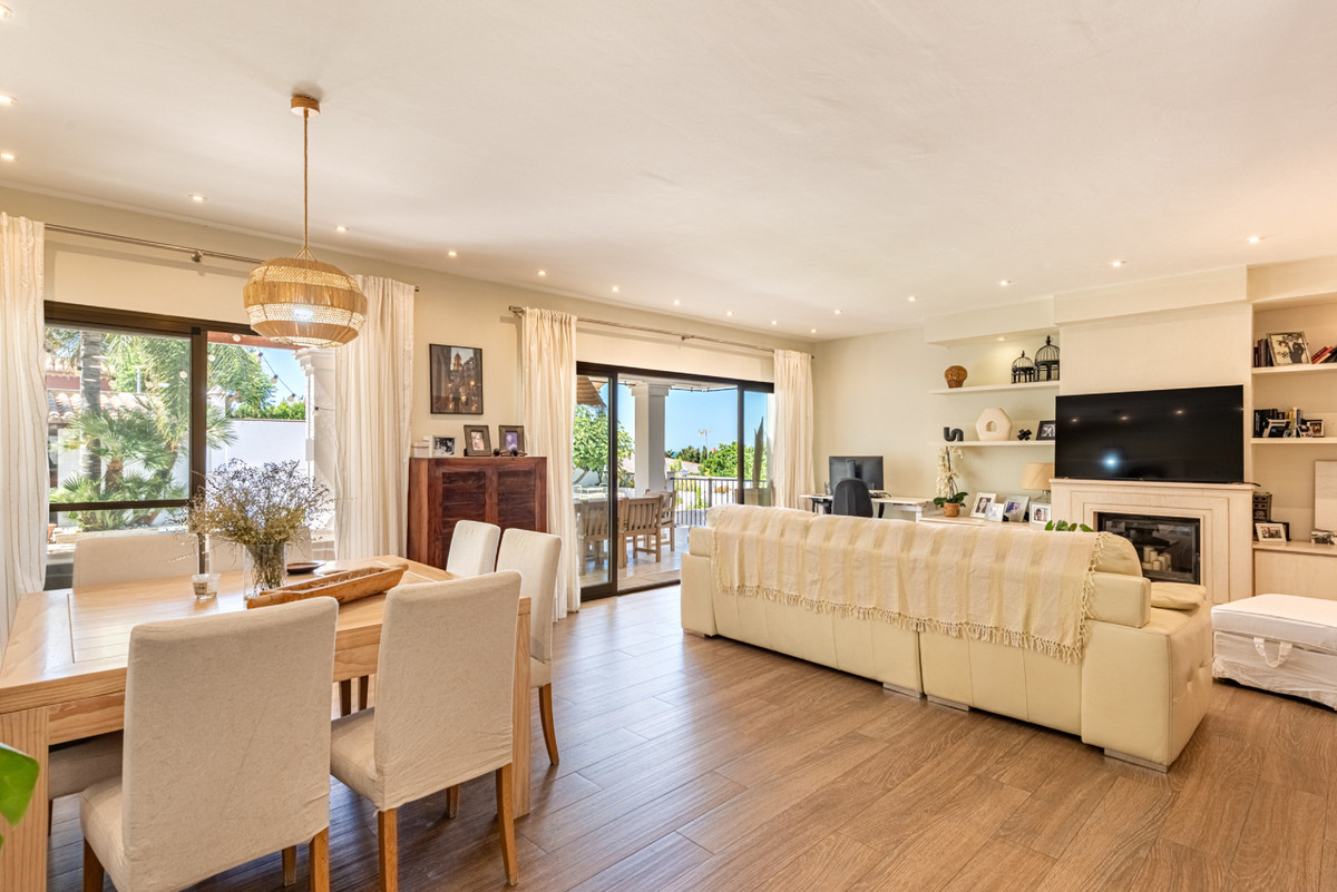Detached Villa bilde 7