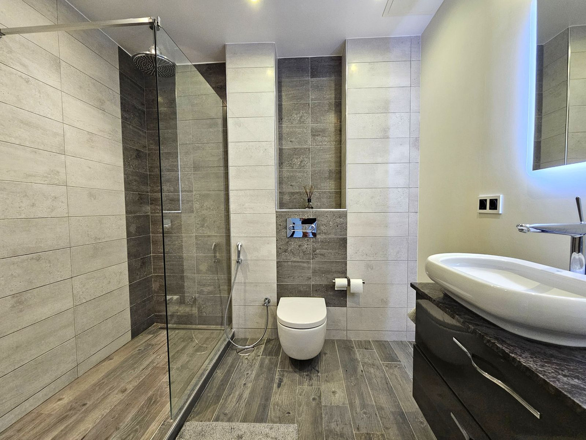 Middle Floor Apartment bilde 14