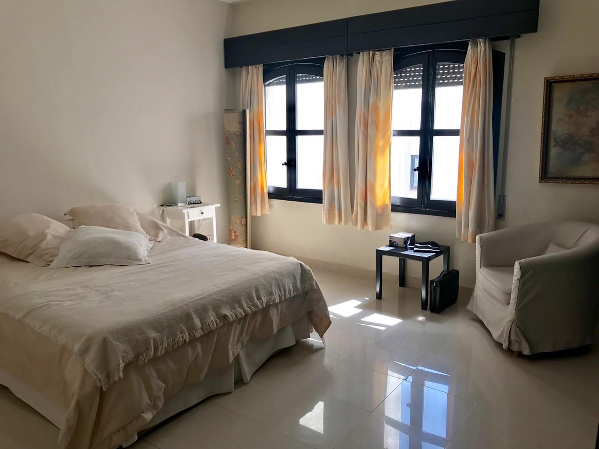 Middle Floor Apartment bilde 5