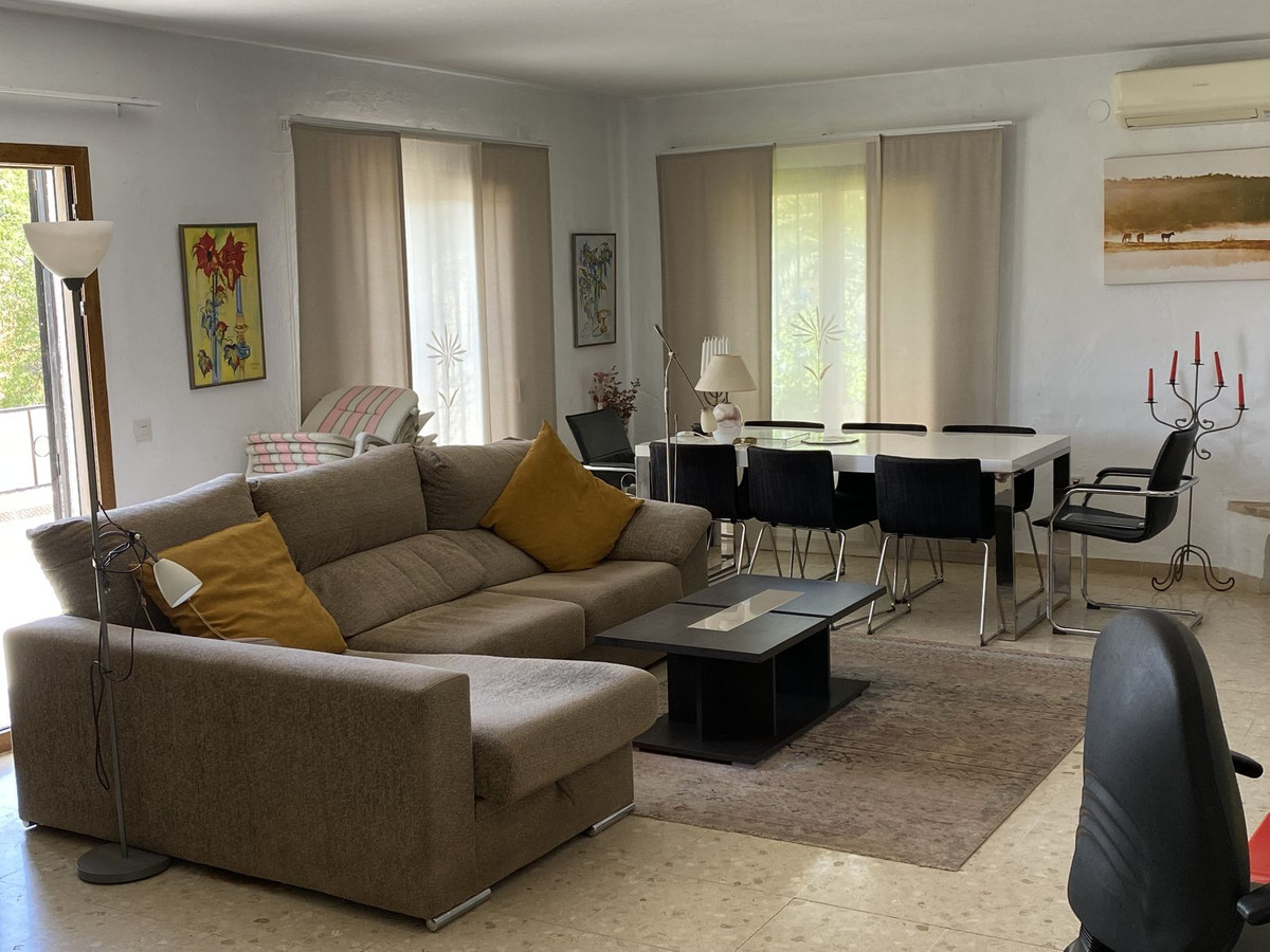 Detached Villa bilde 2