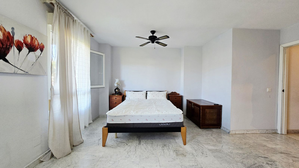 Middle Floor Apartment bilde 15