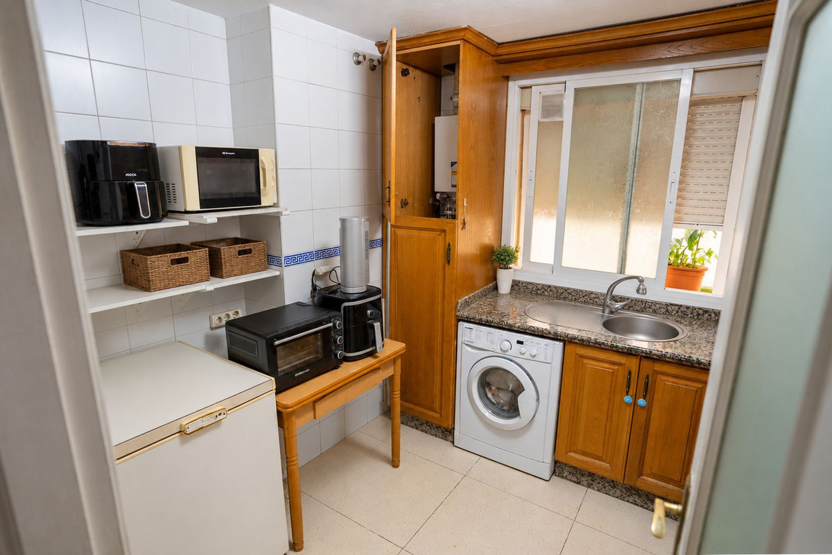 Middle Floor Apartment bilde 10