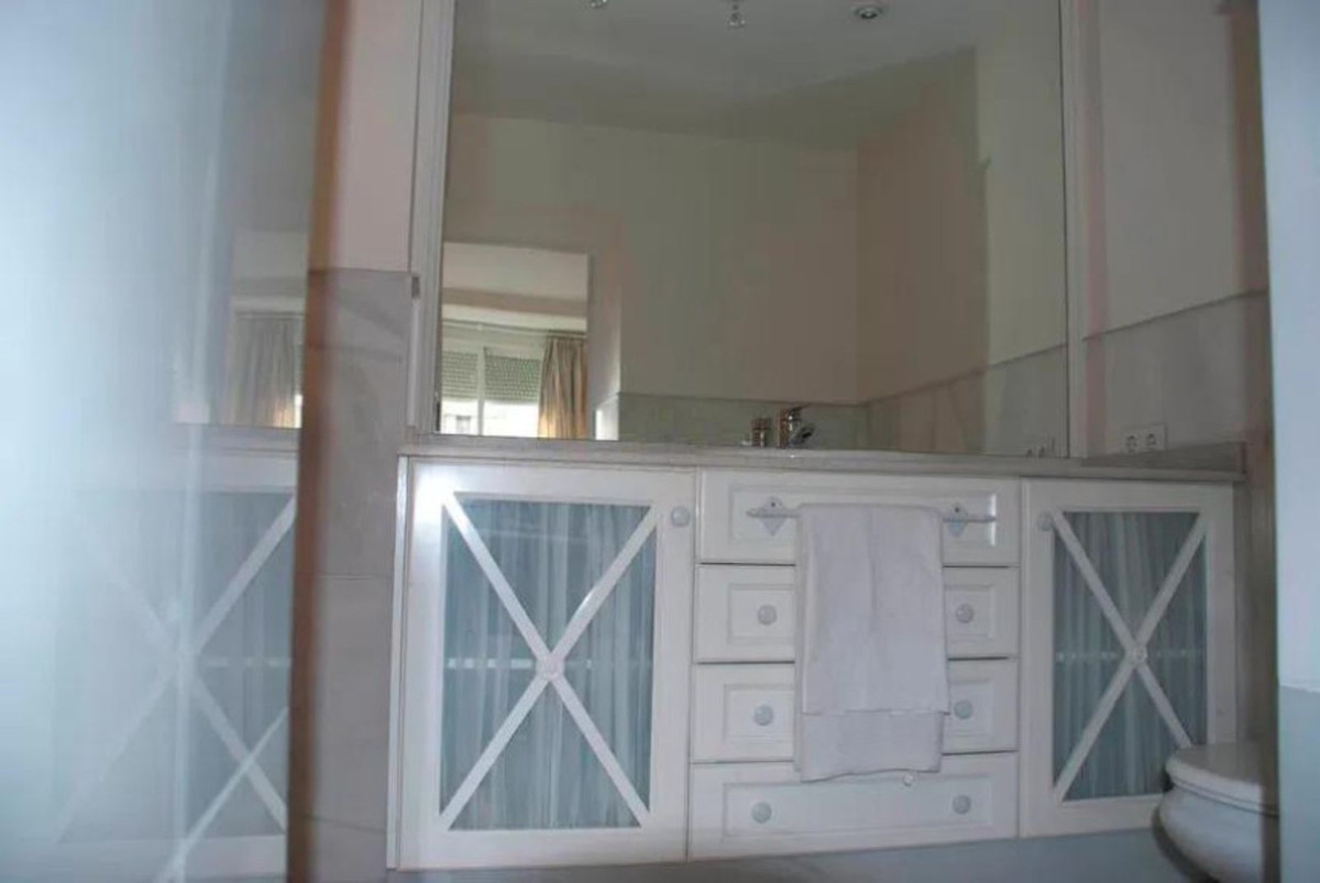 Middle Floor Apartment bilde 25