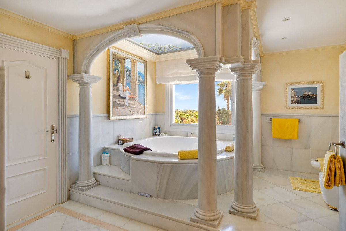 Detached Villa bilde 27