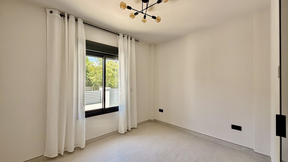 Detached Villa bilde 13