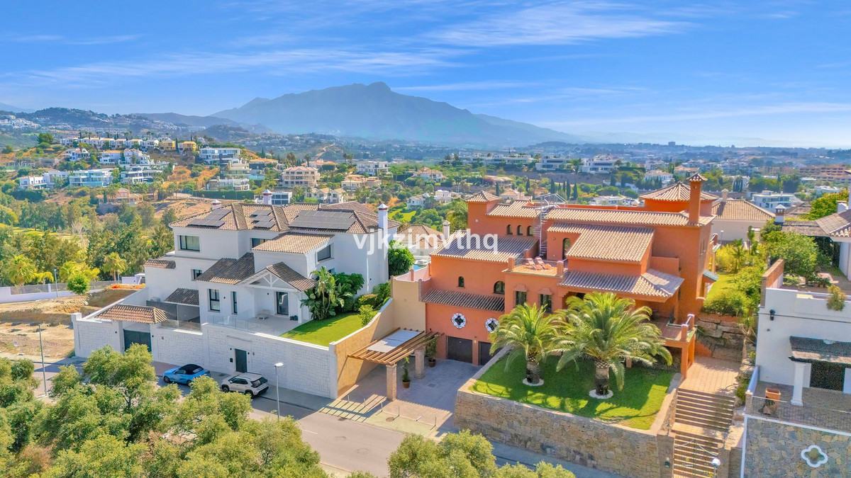 Detached Villa bilde 4