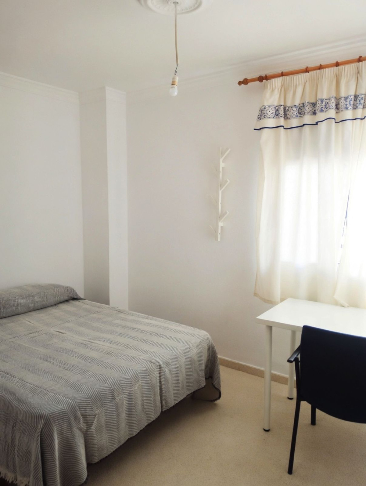 Middle Floor Apartment bilde 8