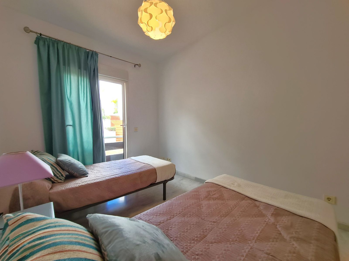 Middle Floor Apartment bilde 38