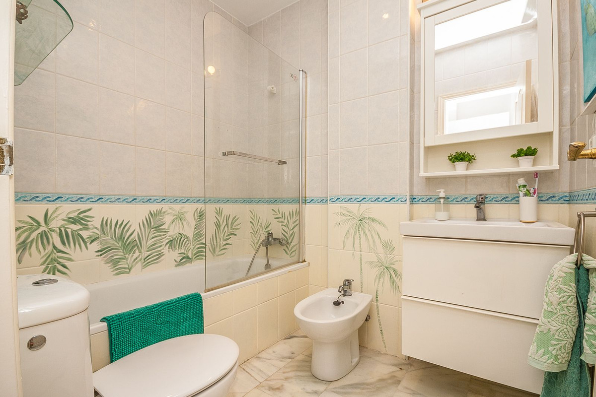 Middle Floor Apartment bilde 5