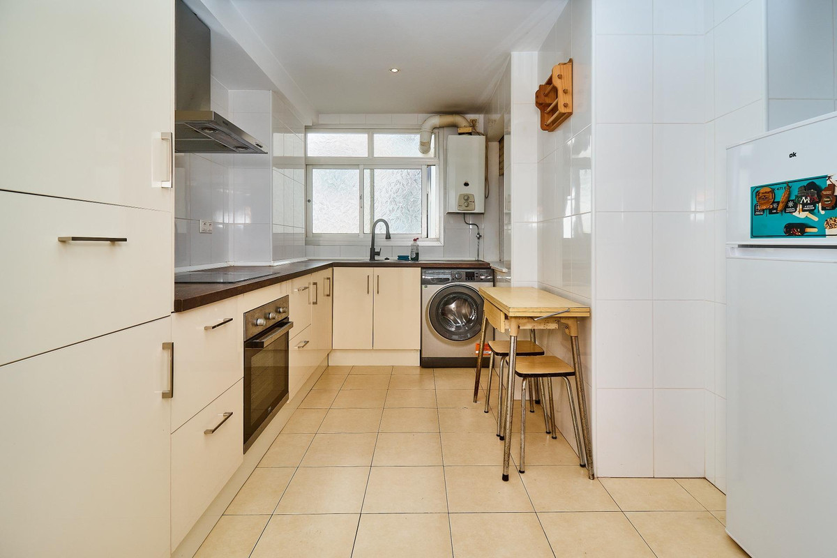 Middle Floor Apartment bilde 14