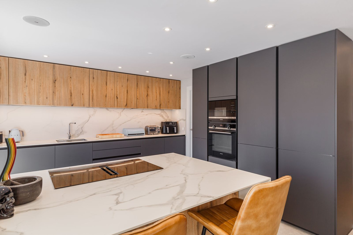 Middle Floor Apartment bilde 4