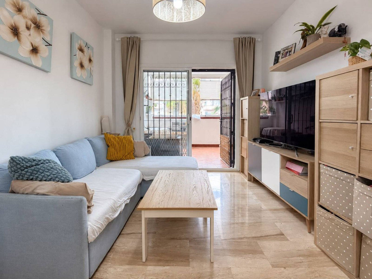 Middle Floor Apartment bilde 3
