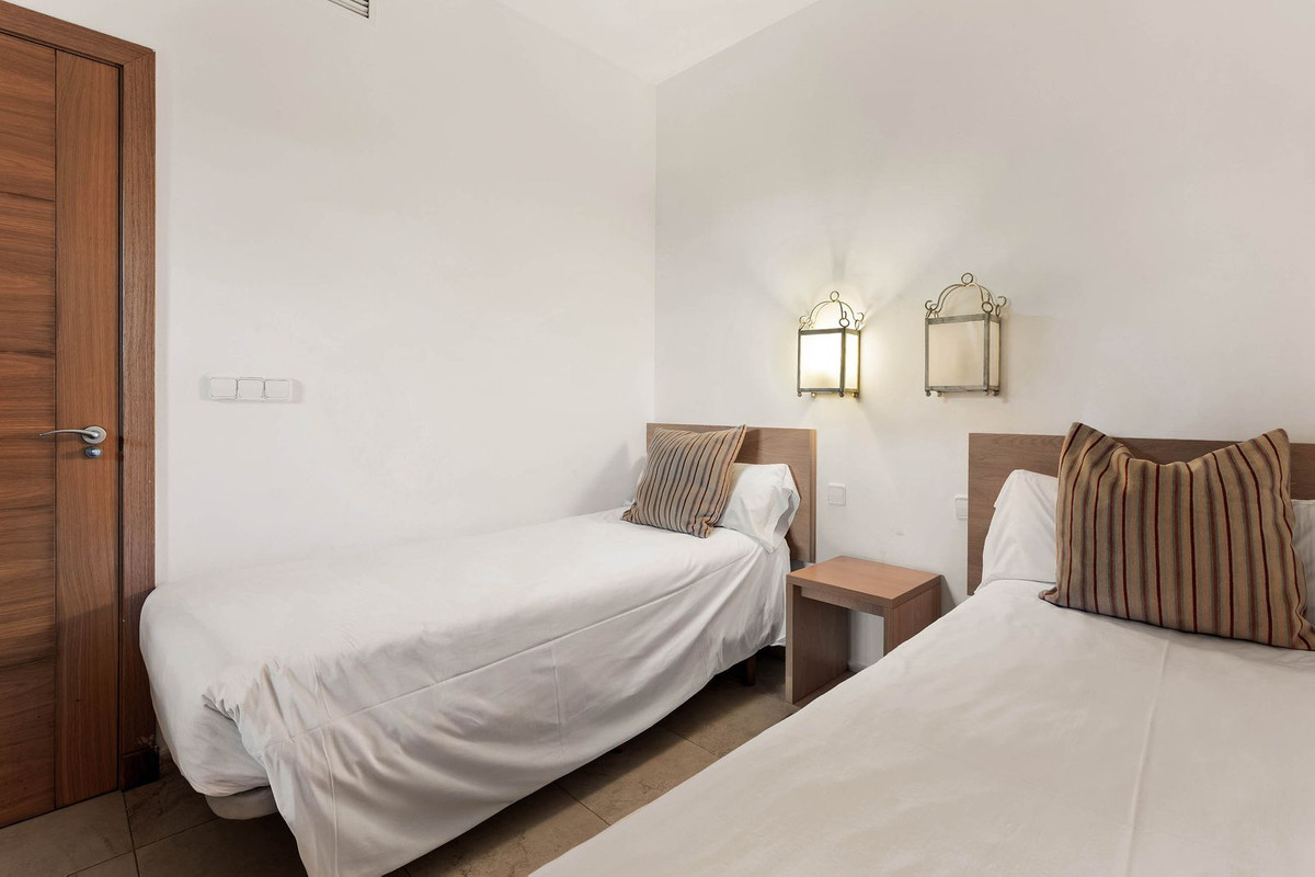 Middle Floor Apartment bilde 15
