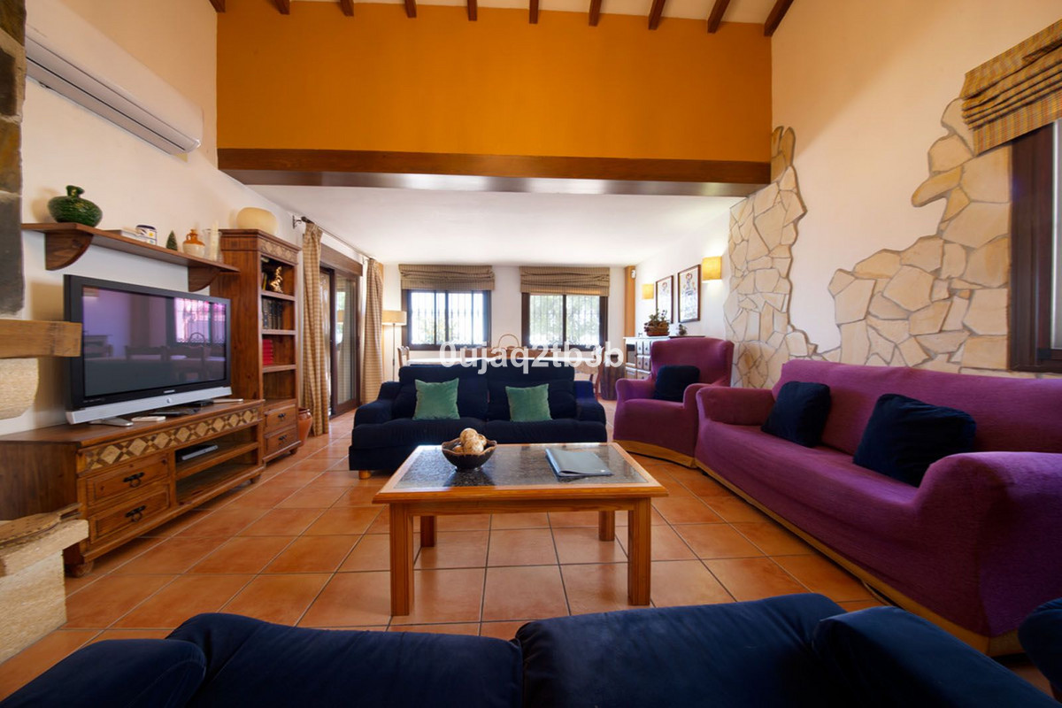 Detached Villa bilde 25