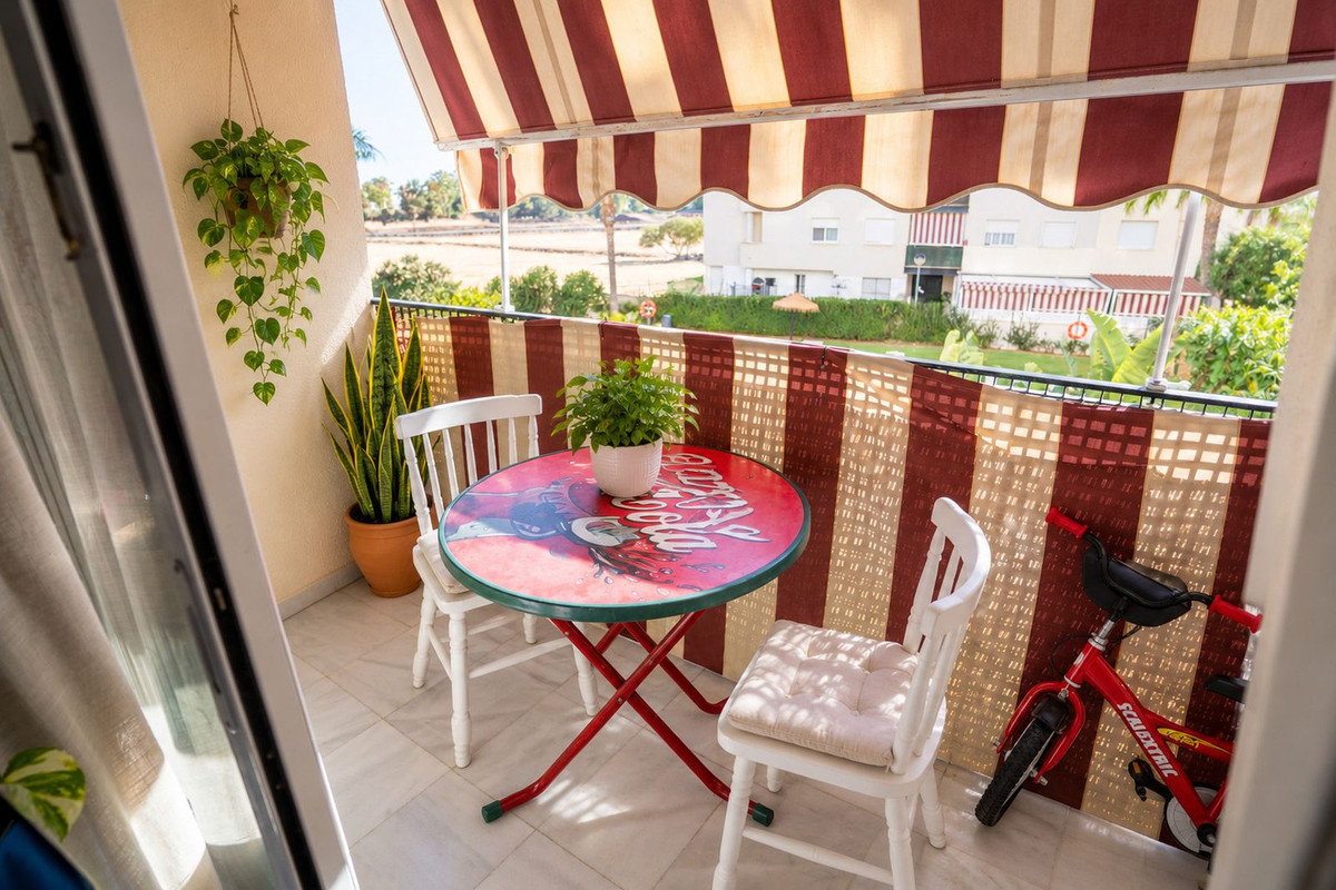Middle Floor Apartment bilde 16