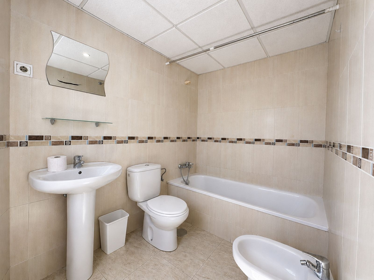 Middle Floor Apartment bilde 13
