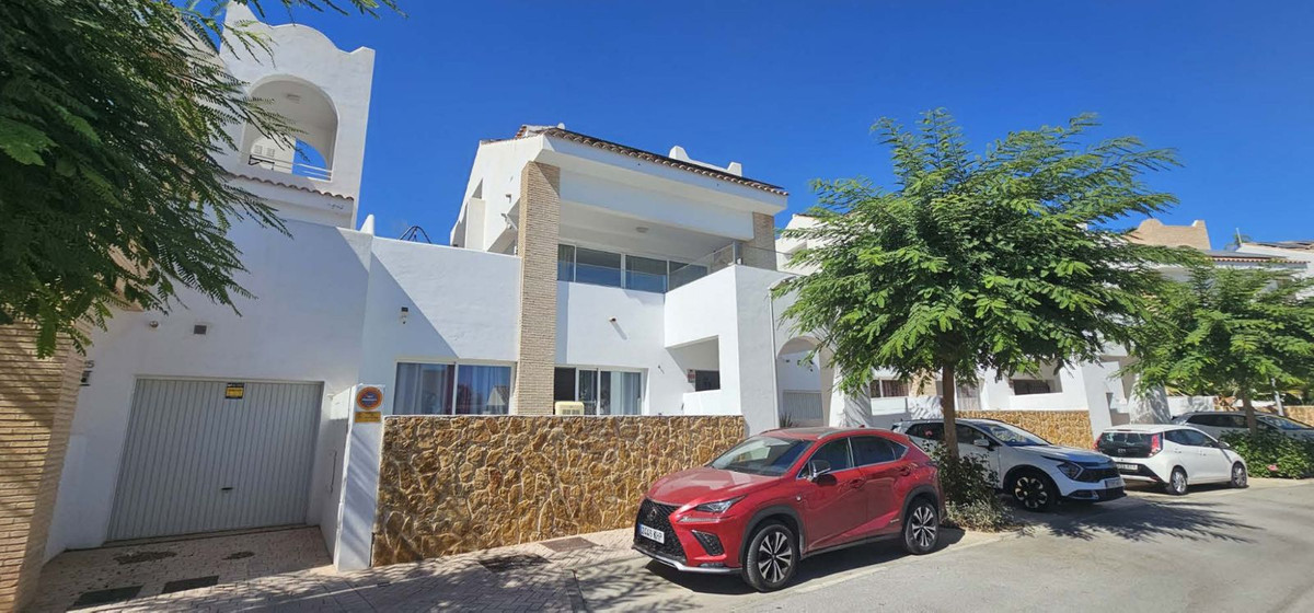 Detached Villa bilde 2