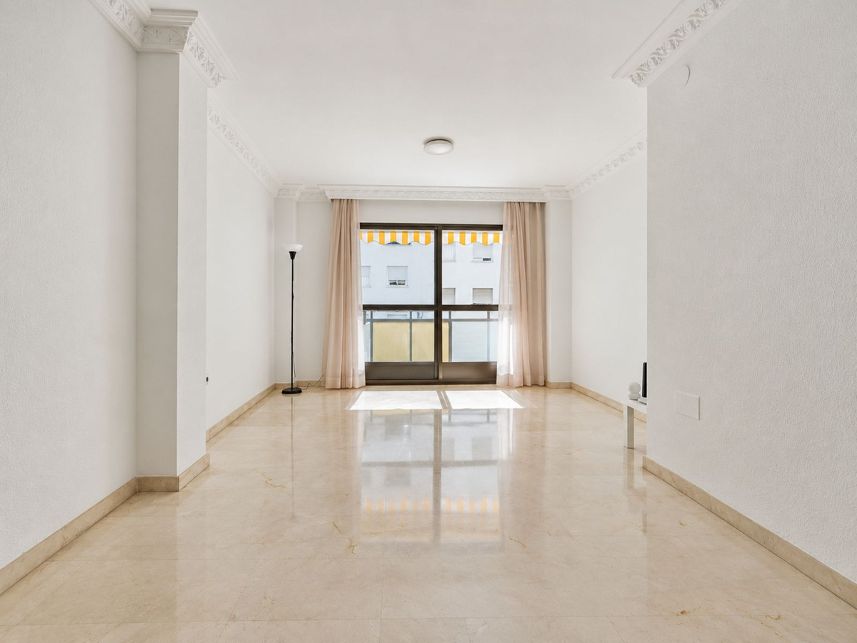 Middle Floor Apartment bilde 10