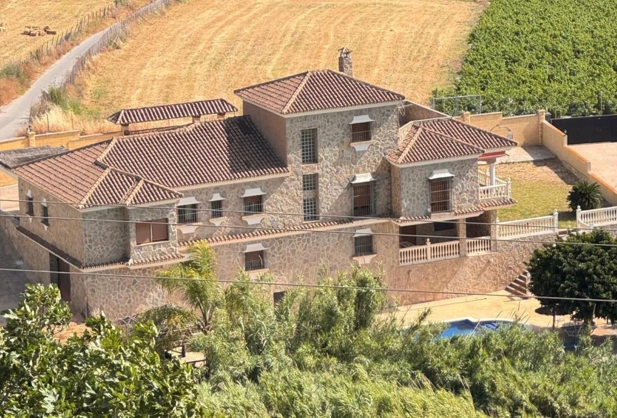 Detached Villa bilde 1