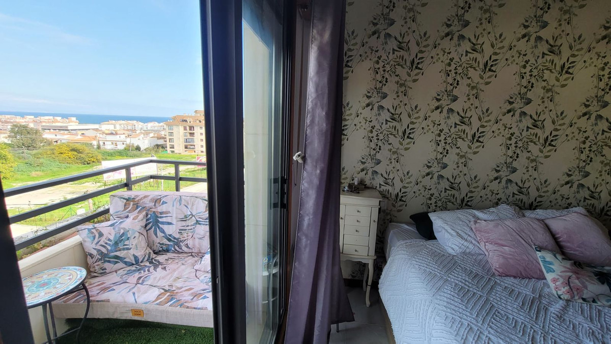 Middle Floor Apartment bilde 8
