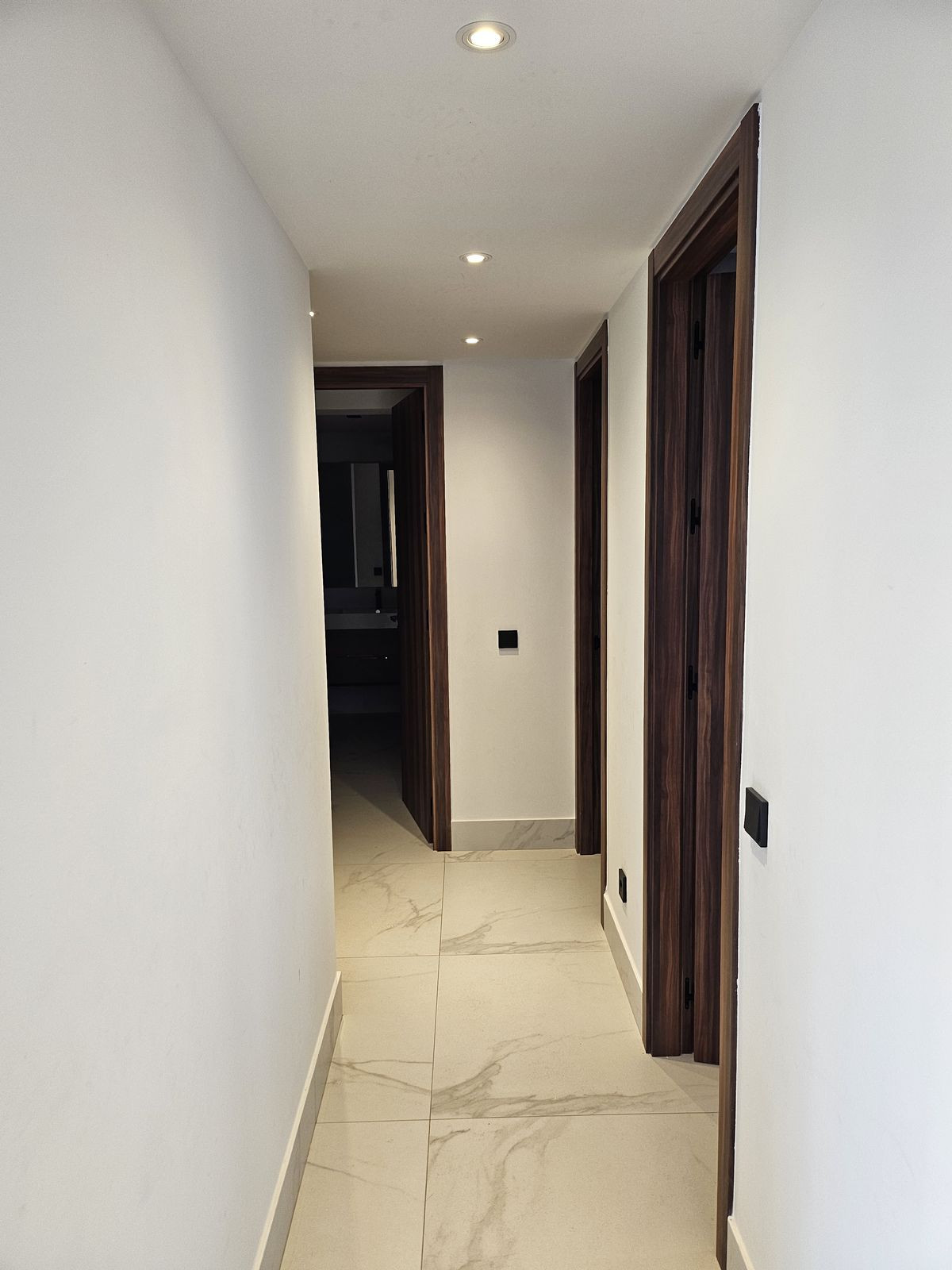 Middle Floor Apartment bilde 8