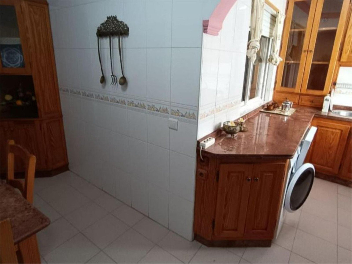 Middle Floor Apartment bilde 7