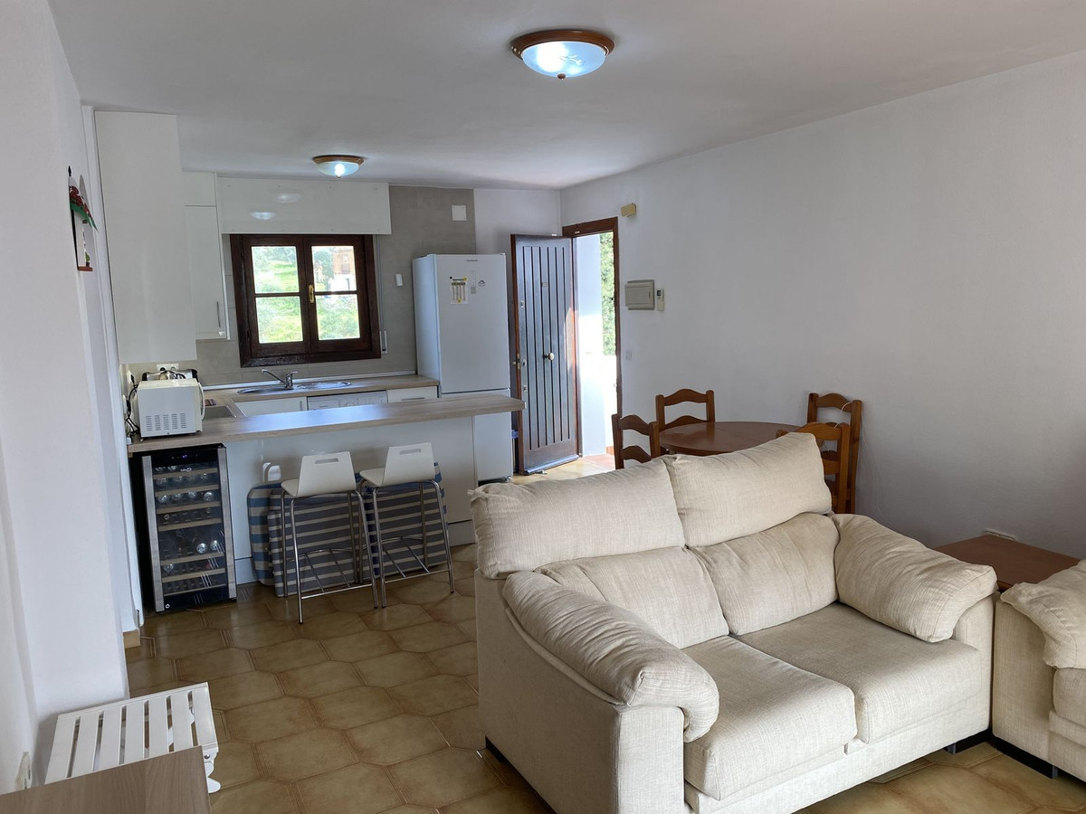 Middle Floor Apartment bilde 2