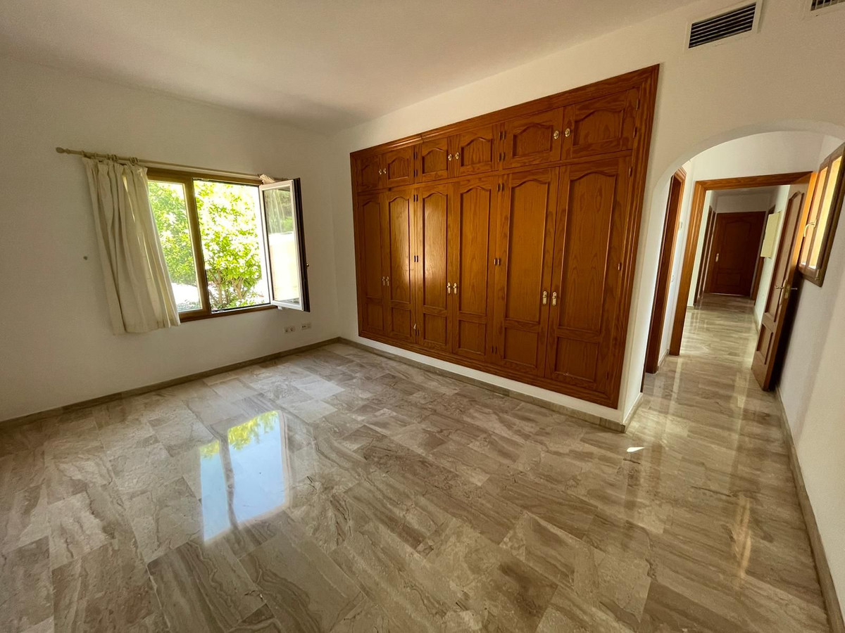 Detached Villa bilde 36