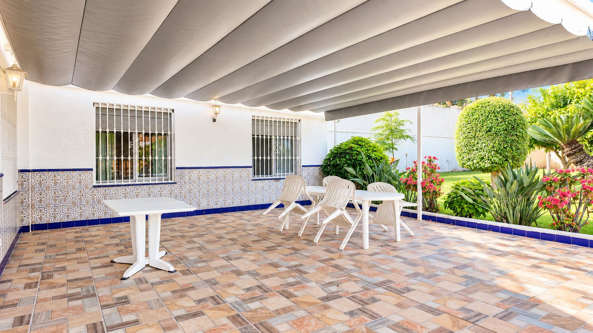 Detached Villa bilde 3