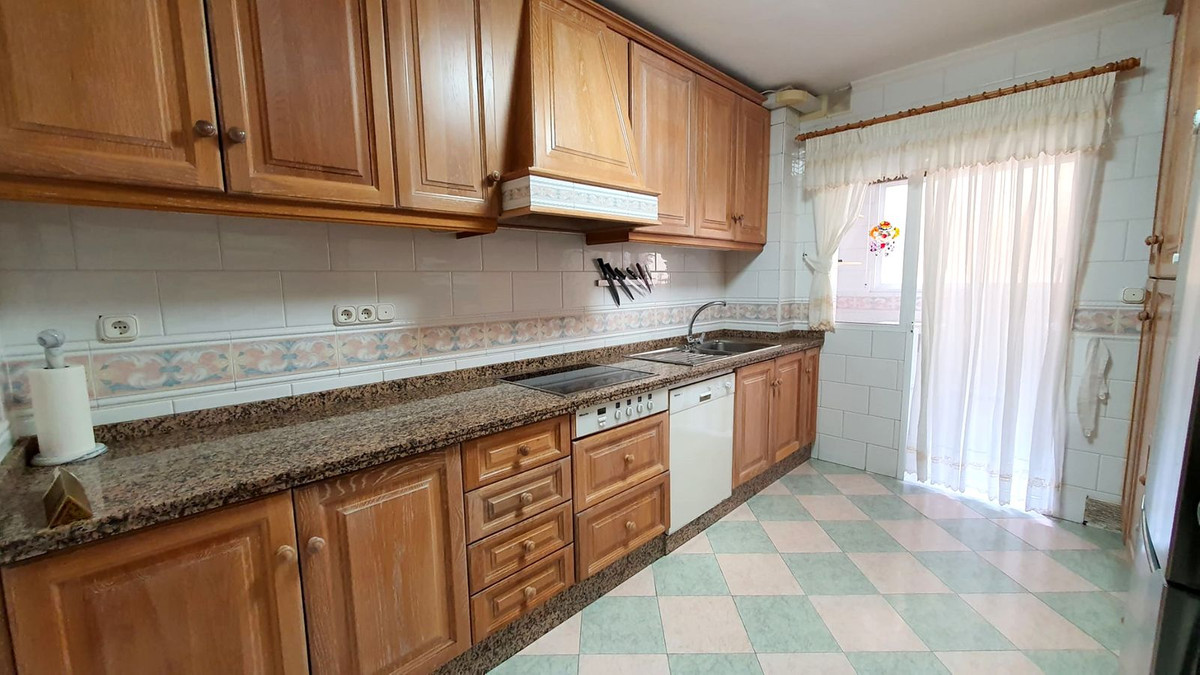 Middle Floor Apartment bilde 11