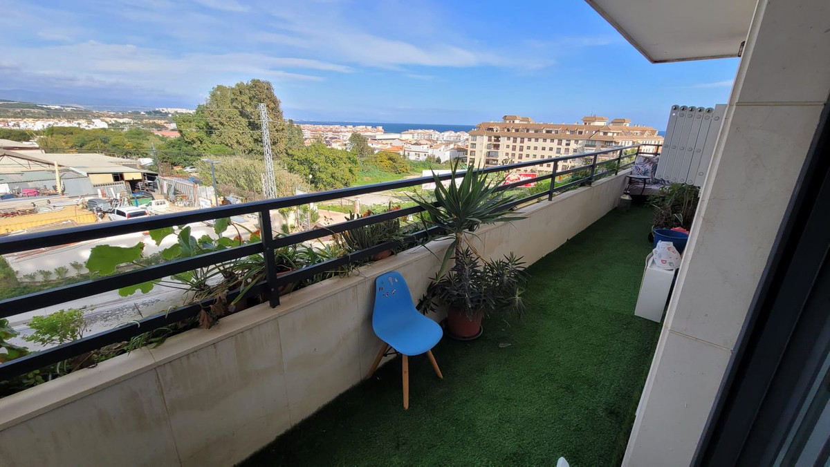 Middle Floor Apartment bilde 10