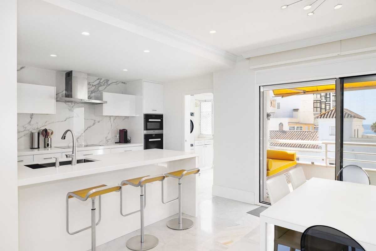Middle Floor Apartment bilde 1