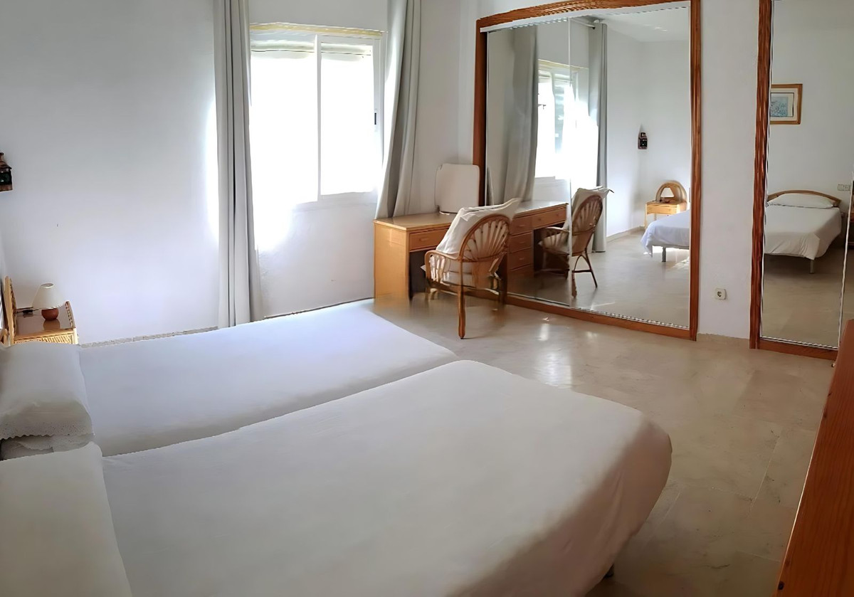 Middle Floor Apartment bilde 16
