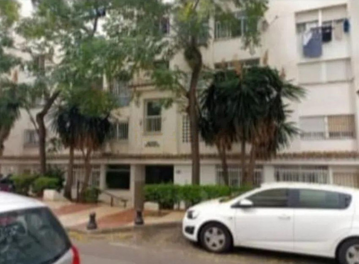 Middle Floor Apartment bilde 12