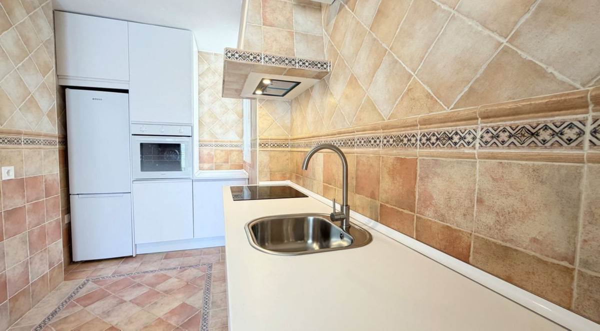 Middle Floor Apartment bilde 12