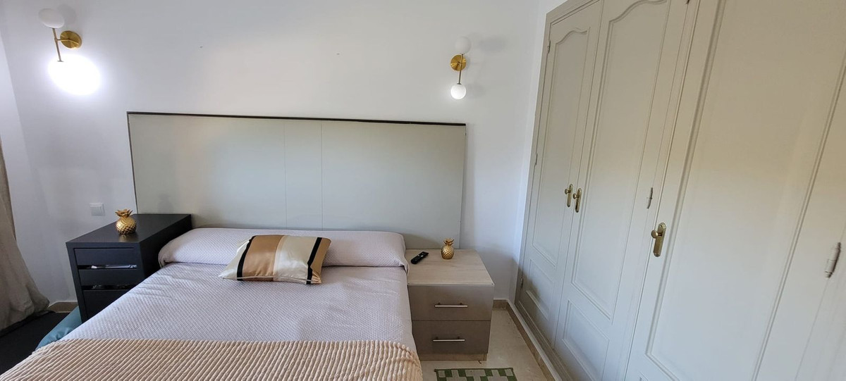 Middle Floor Apartment bilde 12