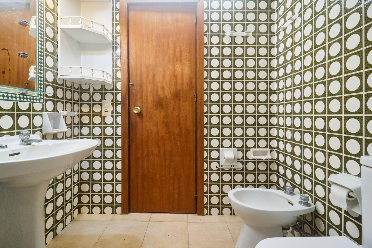 Middle Floor Apartment bilde 8