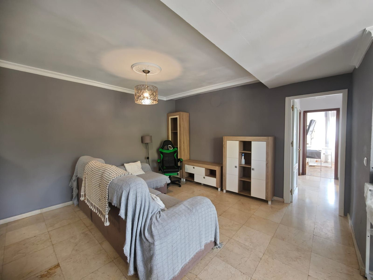 Middle Floor Apartment bilde 4