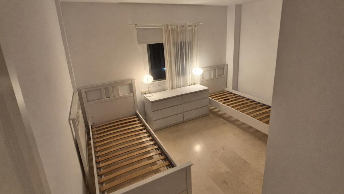 Middle Floor Apartment bilde 9