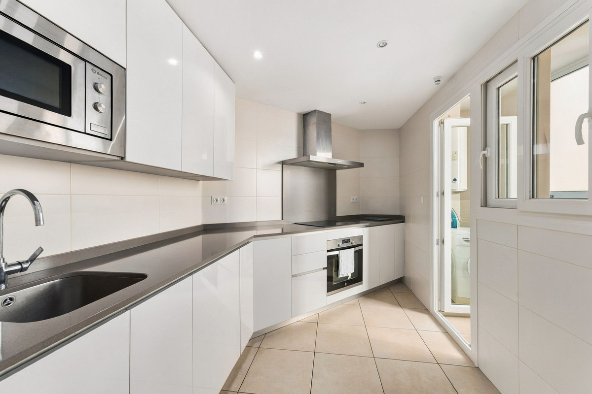 Middle Floor Apartment bilde 5