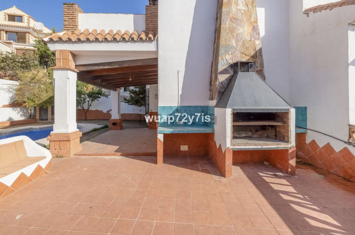 Detached Villa bilde 3