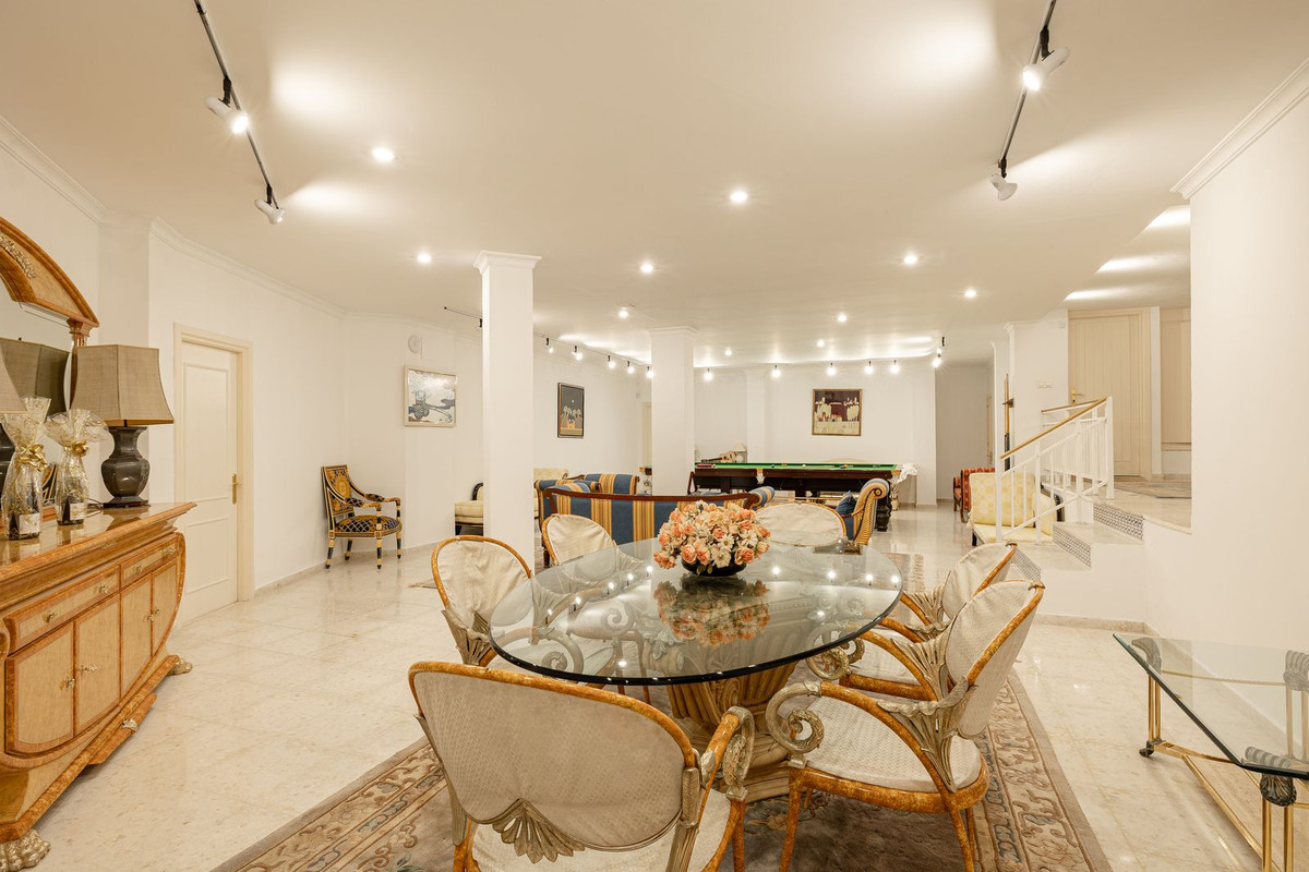 Detached Villa bilde 14