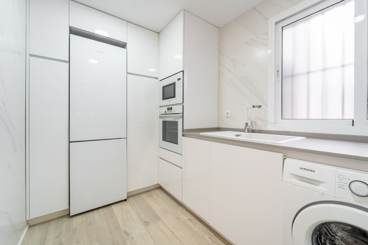 Middle Floor Apartment bilde 30