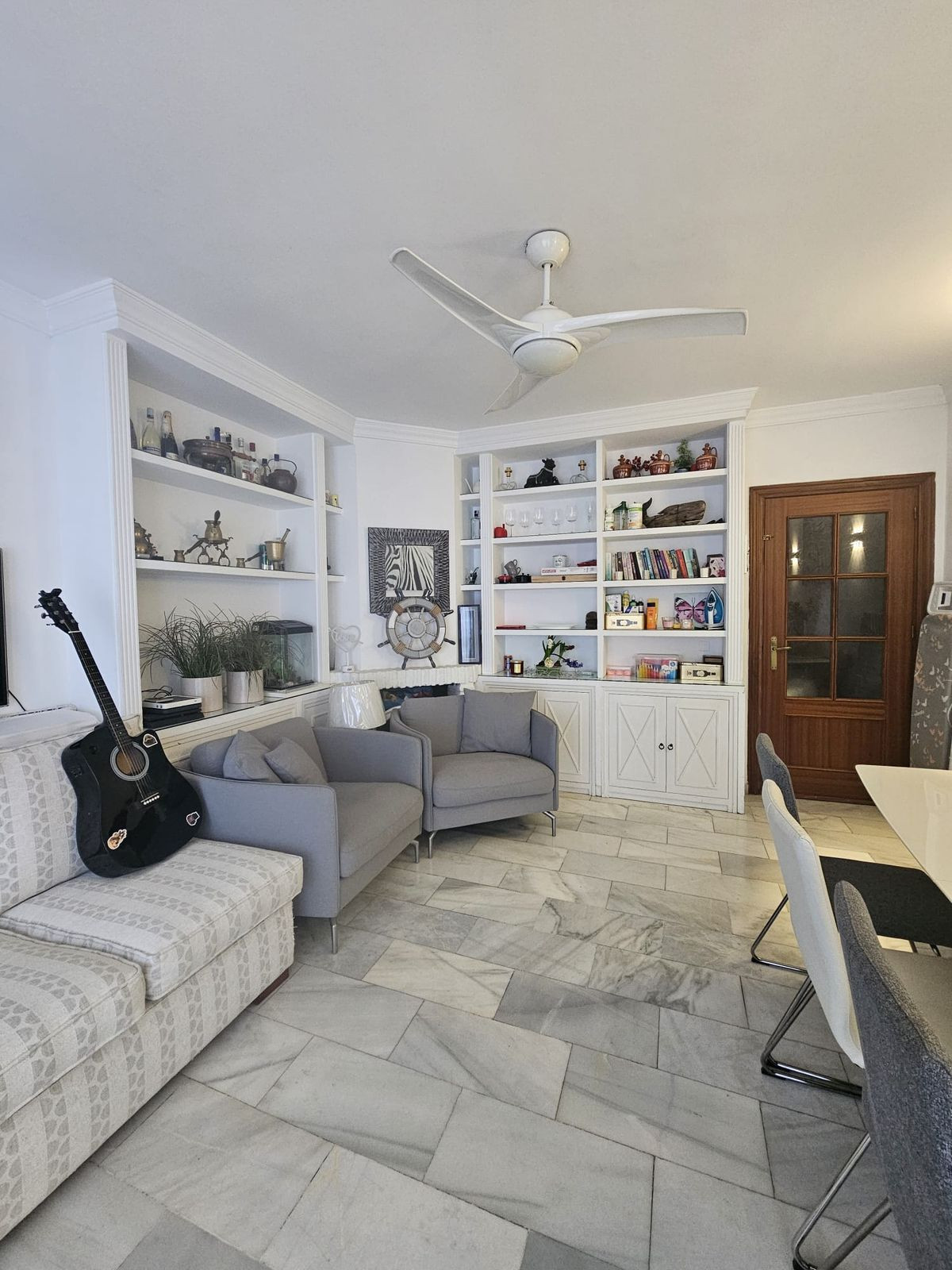 Middle Floor Apartment bilde 2